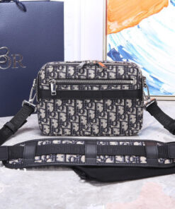 DIOR SAFARI MESSENGER BAG