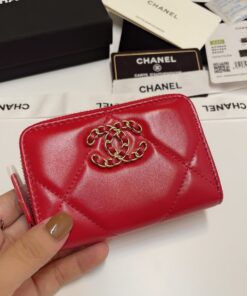 CHANEL Zipper wallet