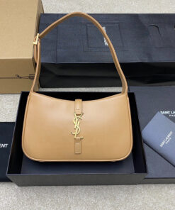 YSL LE 5 A 7 HOBO BAG IN SMOOTH LEATHER