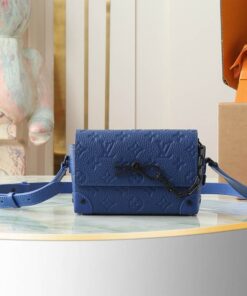 LV Steamer Wearable Wallet