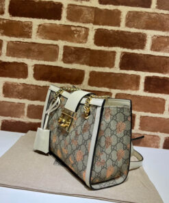 GG Padlock small berry tote bag