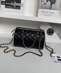 CHANEL Clutch with Chain(HIGH-END GRADE)