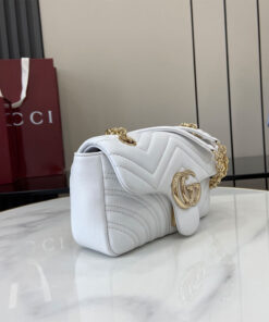 GG Marmont small shoulder bag