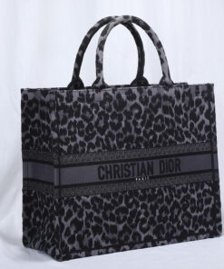 LARGE DIOR BOOK TOTE