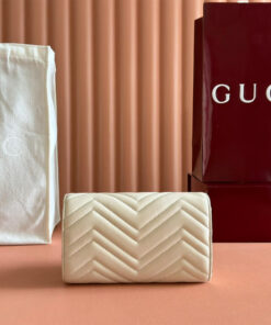 GG Marmont wallet on chain