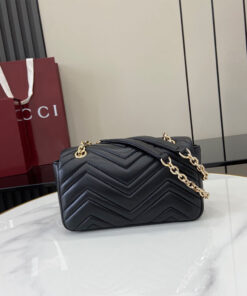 GG Marmont small shoulder bag
