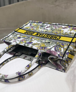 Medium Dior Book Tote