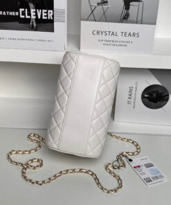 CHANEL Clutch with Chain(HIGH-END GRADE)