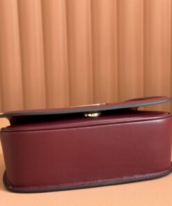 Gucci Blondie small shoulder bag