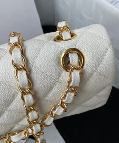 SMALL CLASSIC HANDBAG