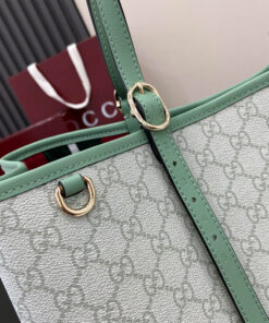 GG Emblem large tote bag