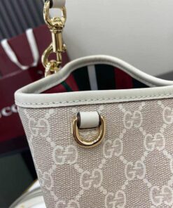 GG Emblem medium bucket bag
