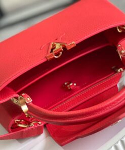 Louis Vuitton Capucines MM(high-end grade)