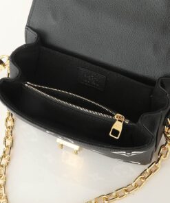 LV Pochette Métis East West