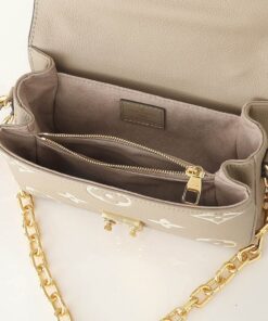 LV Pochette Métis East West